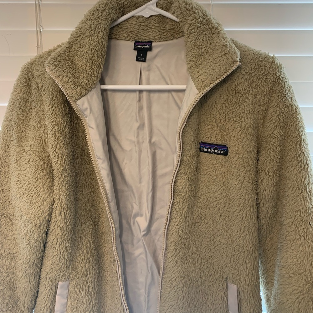 Like New Patagonia Women’s Sz S Full Zip Cream/Tan Jacket